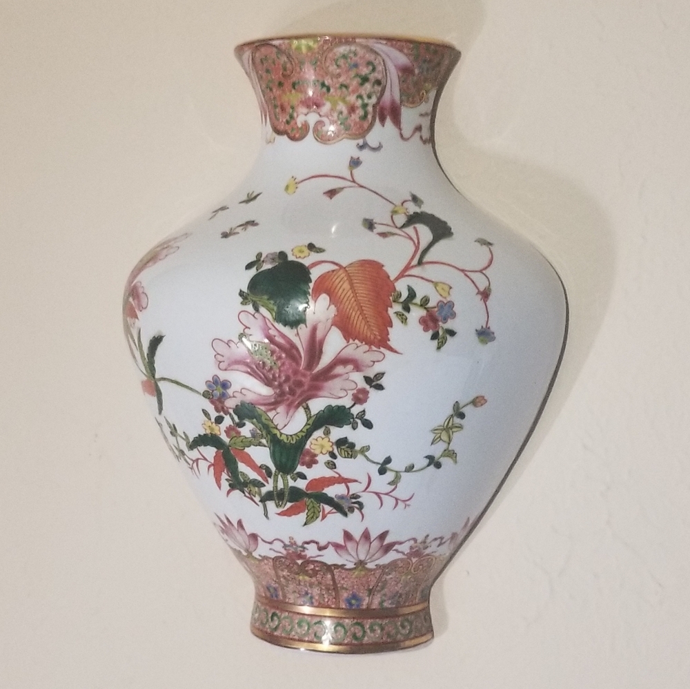 VINTAGE Japanese Wall Vase